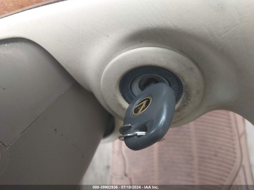 2005 Lexus Es 330 VIN: JTHBA30G355107007 Lot: 39902936