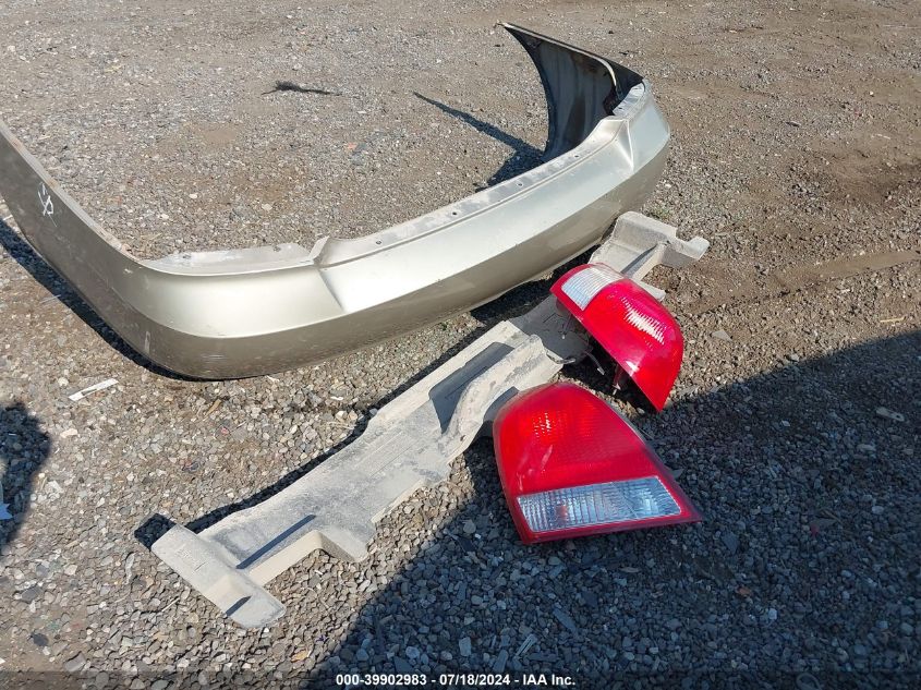 2001 Hyundai Elantra Gls VIN: KMHDN45D71U226838 Lot: 39902983