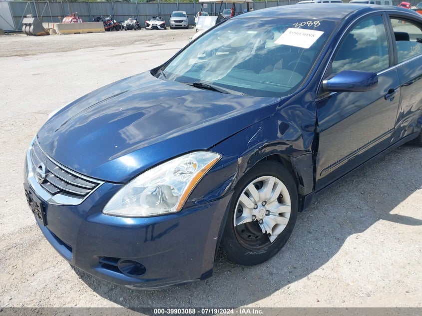2010 Nissan Altima S VIN: 1N4AL2AP7AN555914 Lot: 39903088