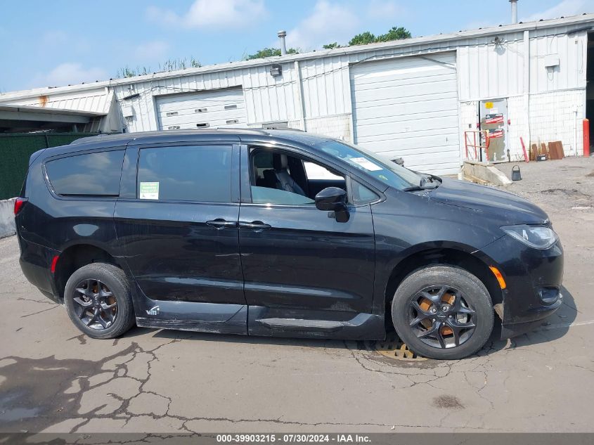 2020 Chrysler Pacifica Touring L Plus VIN: 2C4RC1EG0LR118151 Lot: 39903215