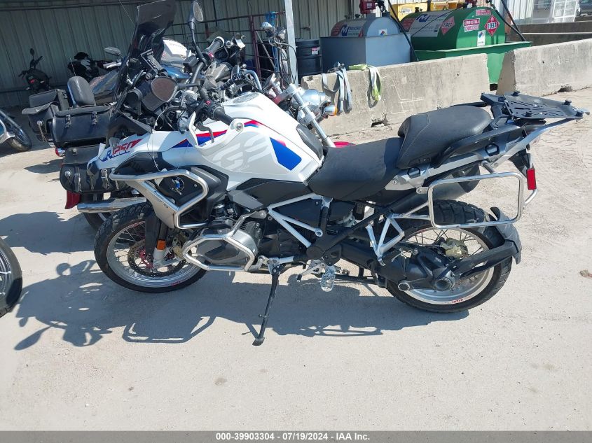 2021 BMW R 1250 Gs VIN: WB10M0307M6E67273 Lot: 39903304