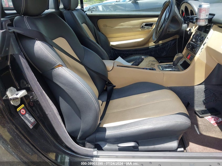 2002 Mercedes-Benz Slk 230 Kompressor VIN: WDBKK49F32F267746 Lot: 39903395