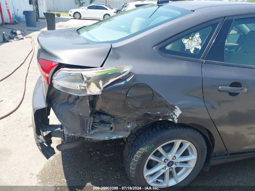 1FADP3F23JL226272 2018 Ford Focus Se