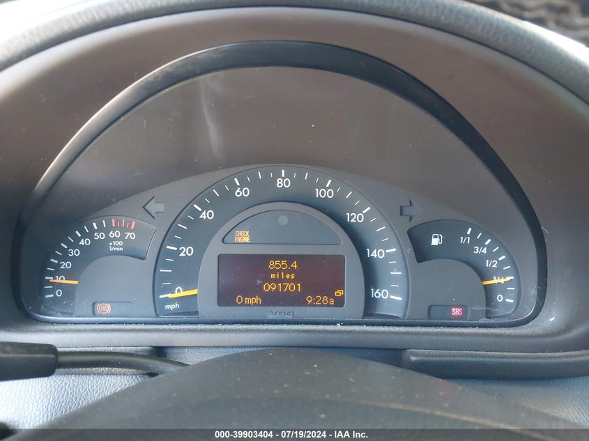 2001 Mercedes-Benz C 240 VIN: WDBRF61J01F126422 Lot: 39903404