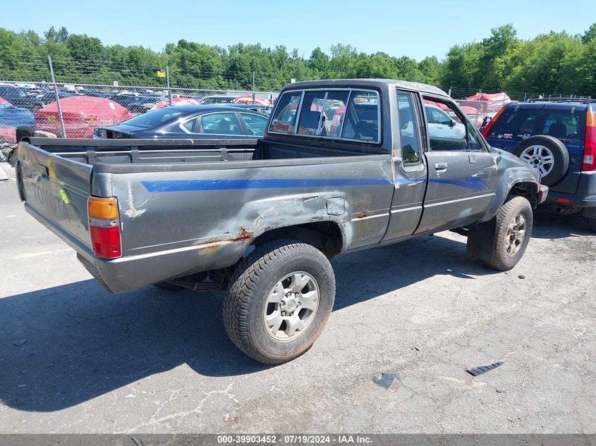 1986 Toyota Pickup Xtracab Rn67 Dlx VIN: JT4RN67P5G5041011 Lot: 39903452