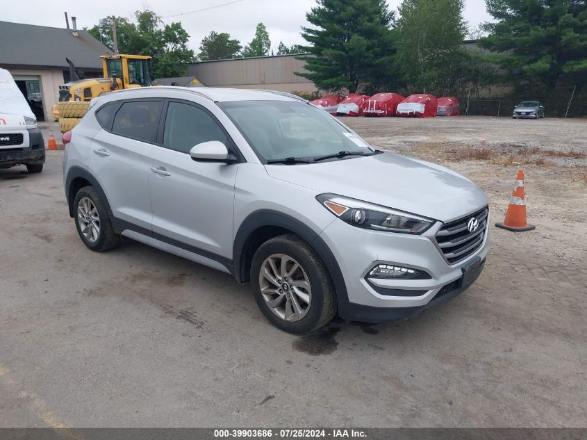 KM8J3CA48HU586087 2017 HYUNDAI TUCSON - Image 1