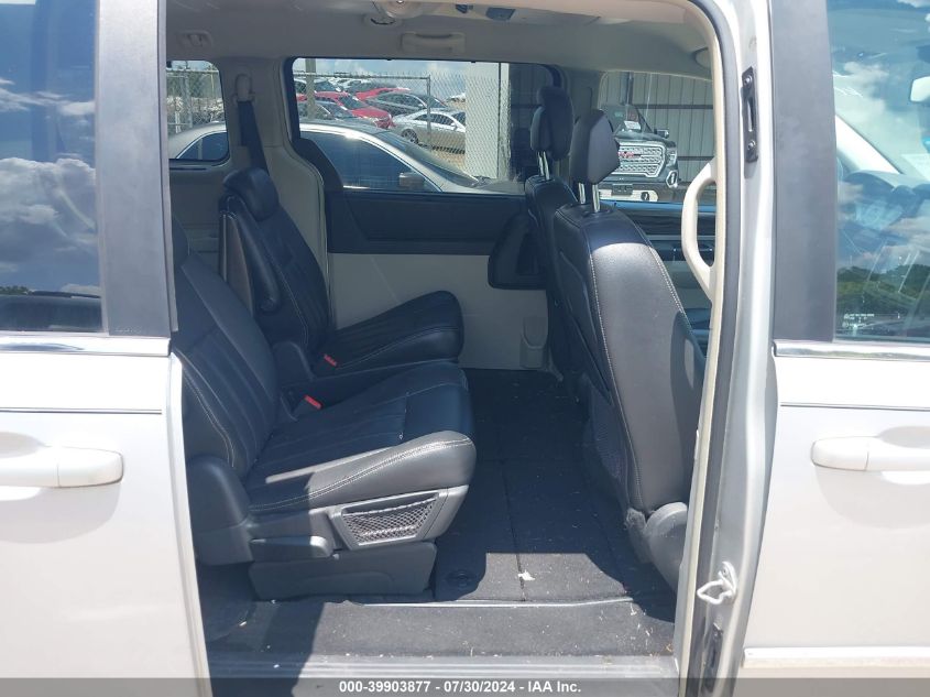 2010 Chrysler Town & Country Touring Plus VIN: 2A4RR8D11AR395001 Lot: 39903877