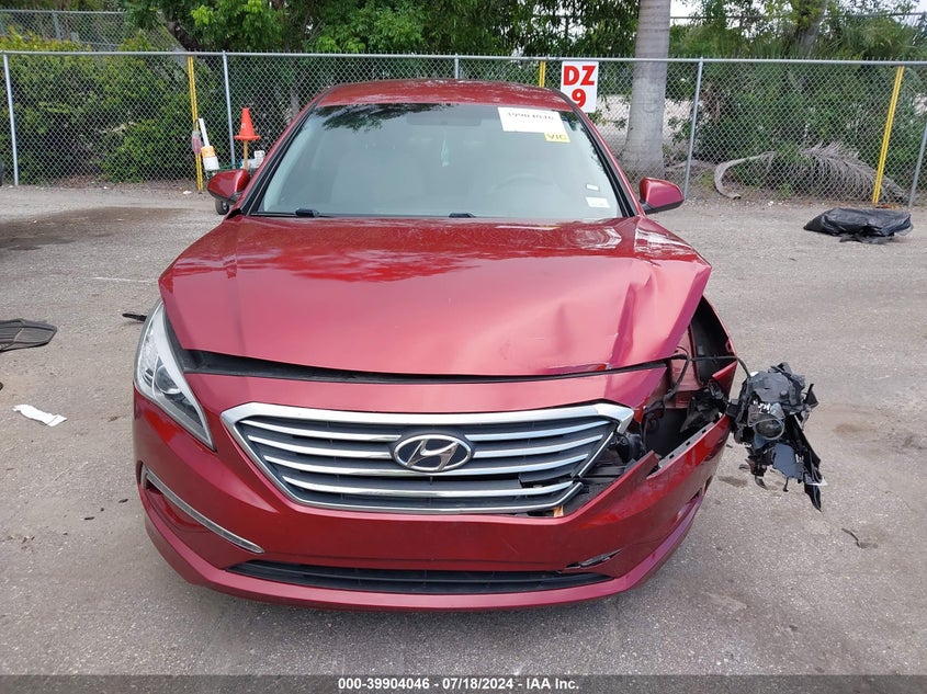 2015 HYUNDAI SONATA SE - 5NPE24AF5FH125758