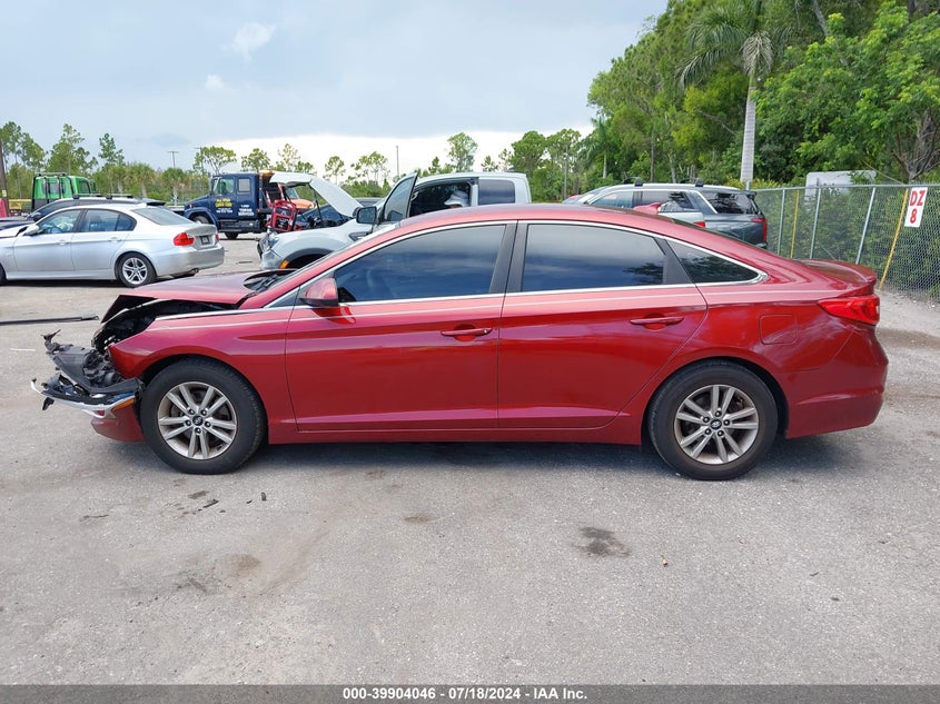 2015 HYUNDAI SONATA SE - 5NPE24AF5FH125758