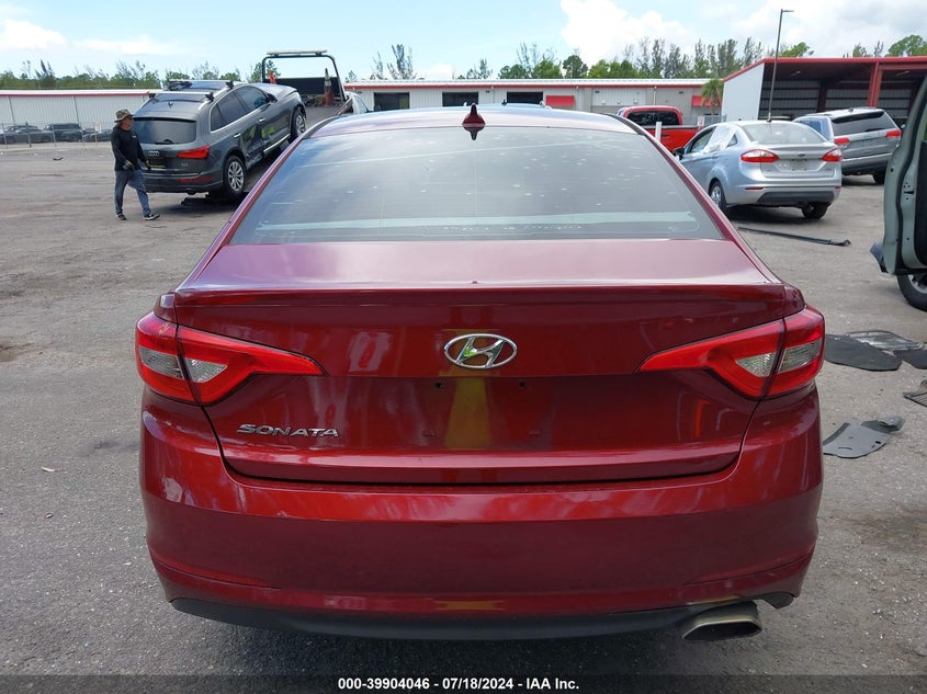 2015 HYUNDAI SONATA SE - 5NPE24AF5FH125758