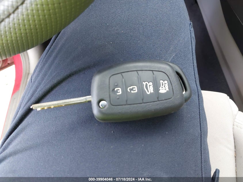 2015 HYUNDAI SONATA SE - 5NPE24AF5FH125758