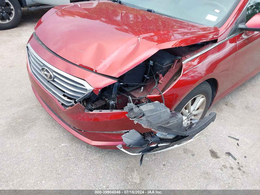 2015 HYUNDAI SONATA SE - 5NPE24AF5FH125758