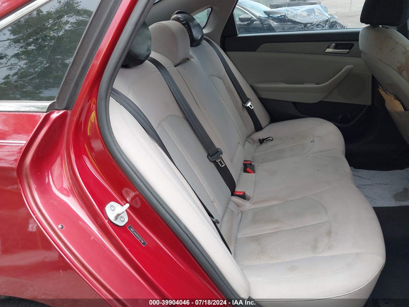 2015 HYUNDAI SONATA SE - 5NPE24AF5FH125758