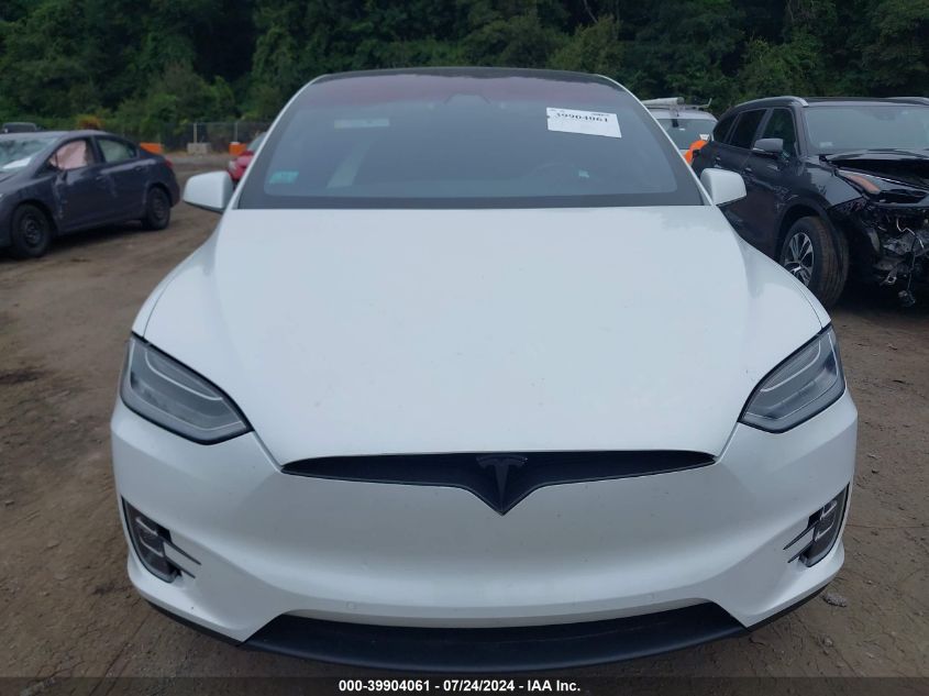 5YJXCBE25JF138311 2018 Tesla Model X 100D/75D/P100D