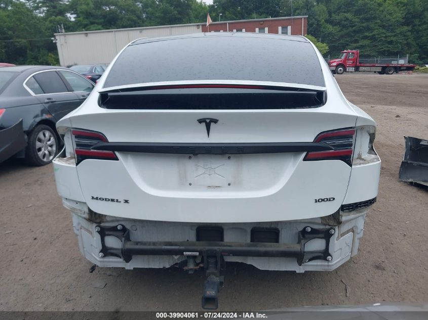 2018 Tesla Model X 100D/75D/P100D VIN: 5YJXCBE25JF138311 Lot: 39904061