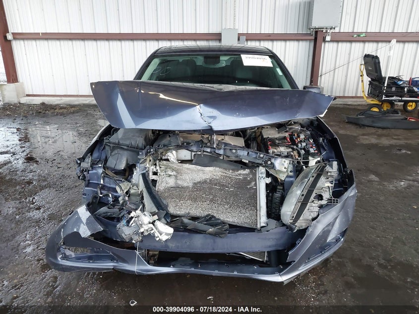 2014 Chevrolet Malibu 1Lt VIN: 1G11C5SL2EF270182 Lot: 39904096