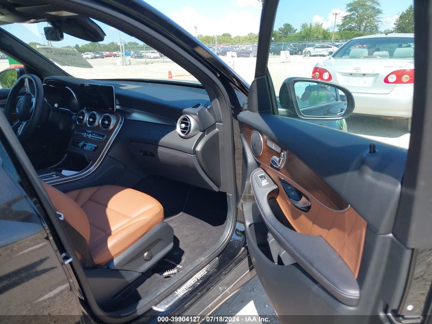 2020 MERCEDES-BENZ GLC 300 4MATIC VIN: WDC0G8EB5LF705375