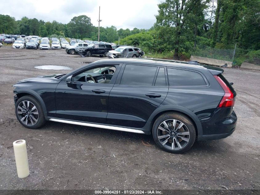 2023 Volvo V60 Cross Country Ultimate VIN: YV4L12WB1P2106418 Lot: 39904251