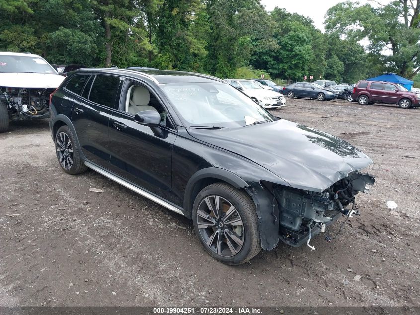 2023 Volvo V60 Cross Country Ultimate VIN: YV4L12WB1P2106418 Lot: 39904251