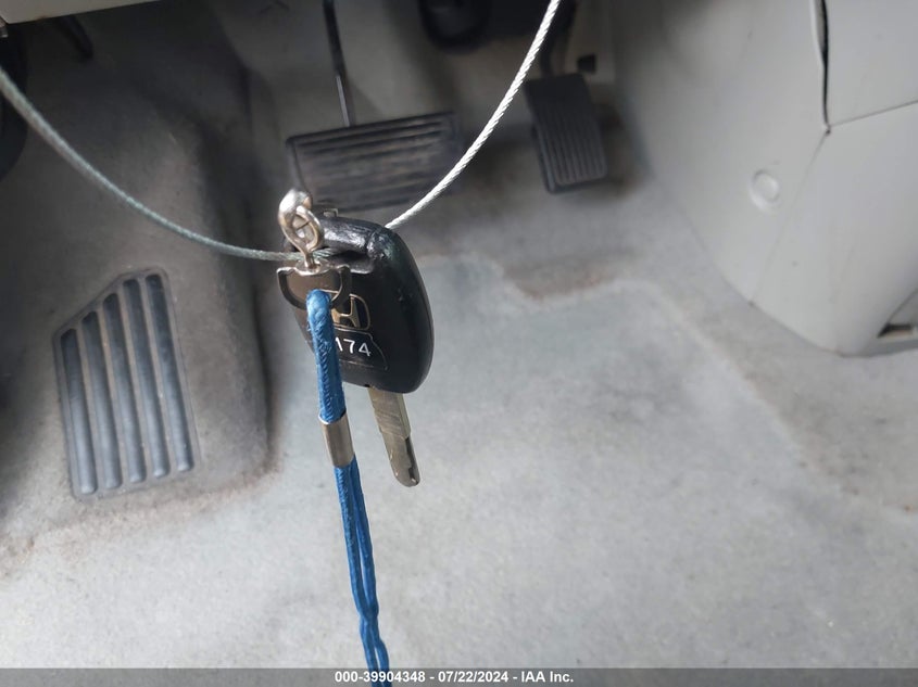 2007 Honda Odyssey Lx VIN: 5FNRL38207B102772 Lot: 39904348