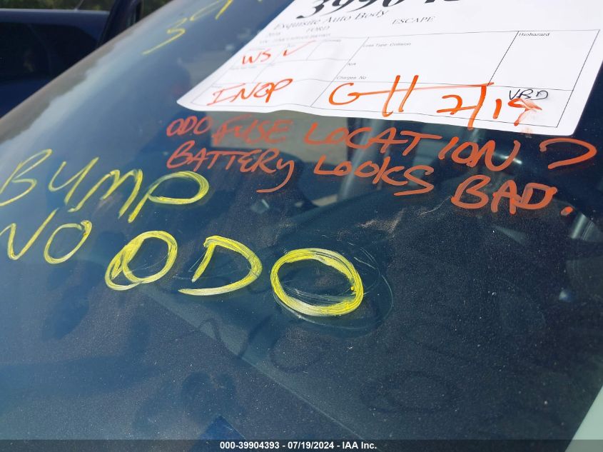 2016 Ford Escape Titanium VIN: 1FMCU9J91GUB85905 Lot: 39904393