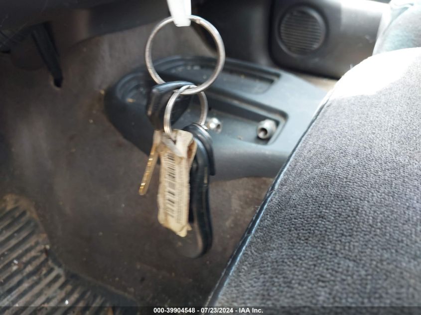 2000 Dodge Durango VIN: 1B4HR28Y4YF263323 Lot: 39904548