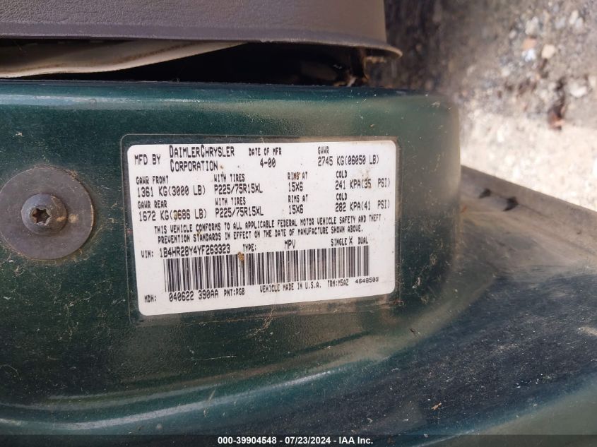 2000 Dodge Durango VIN: 1B4HR28Y4YF263323 Lot: 39904548