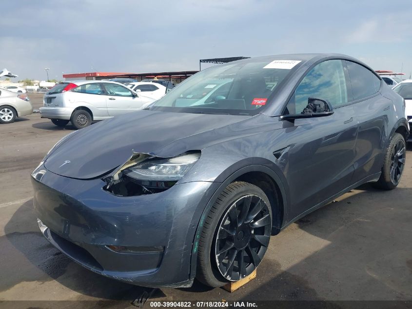 2022 Tesla Model Y Long Range Dual Motor All-Wheel Drive VIN: 7SAYGDEE3NF386337 Lot: 39904822