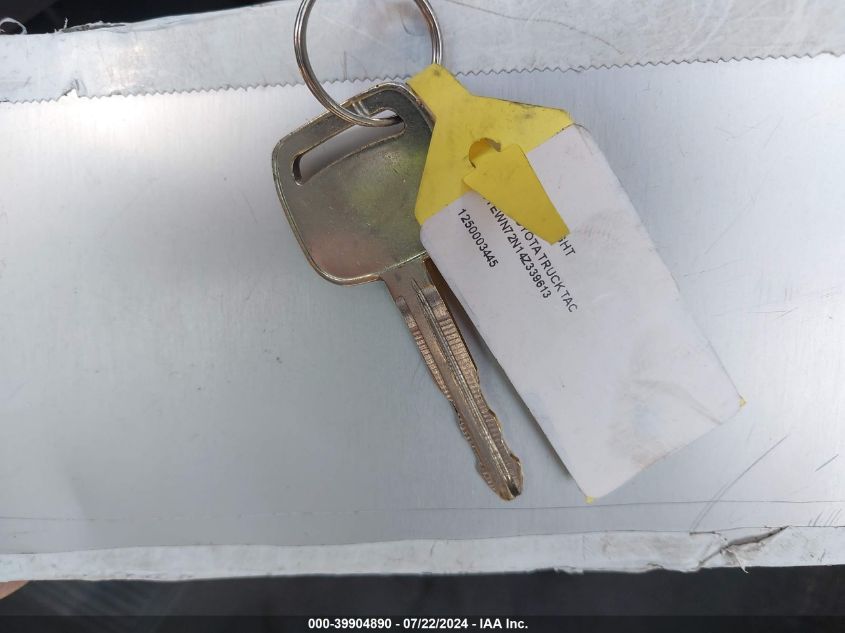 2004 Toyota Tacoma Base V6 VIN: 5TEWN72N14Z339613 Lot: 39904890