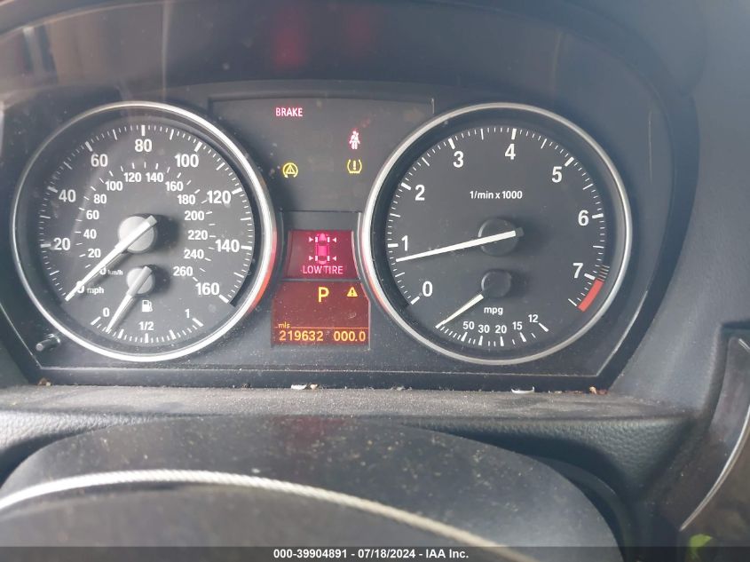 2011 BMW 328I VIN: WBAPH7G56BNN04881 Lot: 39904891