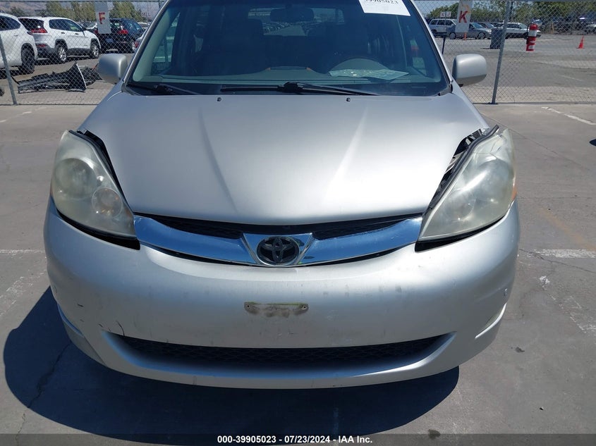 2008 Toyota Sienna Limited VIN: 5TDZK22C88S165632 Lot: 39905023