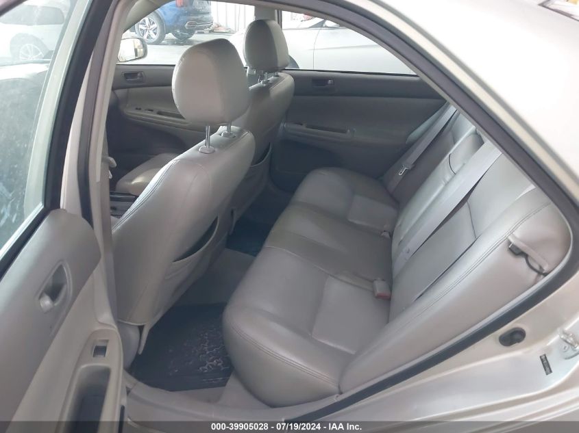 2004 Toyota Camry Le VIN: 4T1BE32K54U808445 Lot: 39905028