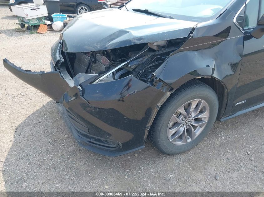 VIN 5TDKRKEC2MS013798 2021 TOYOTA SIENNA LE