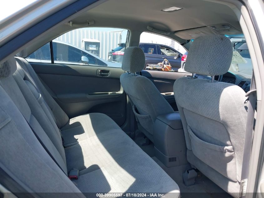 2004 Toyota Camry Le VIN: 4T1BE32K54U914460 Lot: 39905597