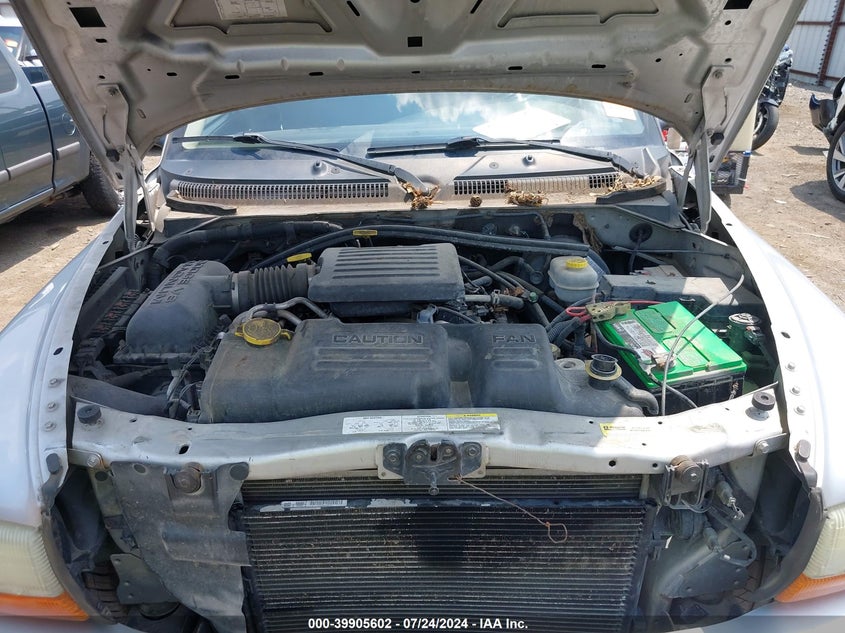 2003 Dodge Durango Sport/Sxt VIN: 1D4HR38N33F576373 Lot: 39905602