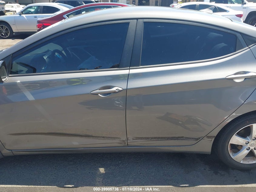 2013 Hyundai Elantra Gls VIN: 5NPDH4AEXDH387757 Lot: 39905736