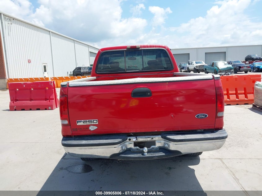 2005 Ford F-250 Lariat/Xl/Xlt VIN: 1FTSX21Y25EB39433 Lot: 39905806