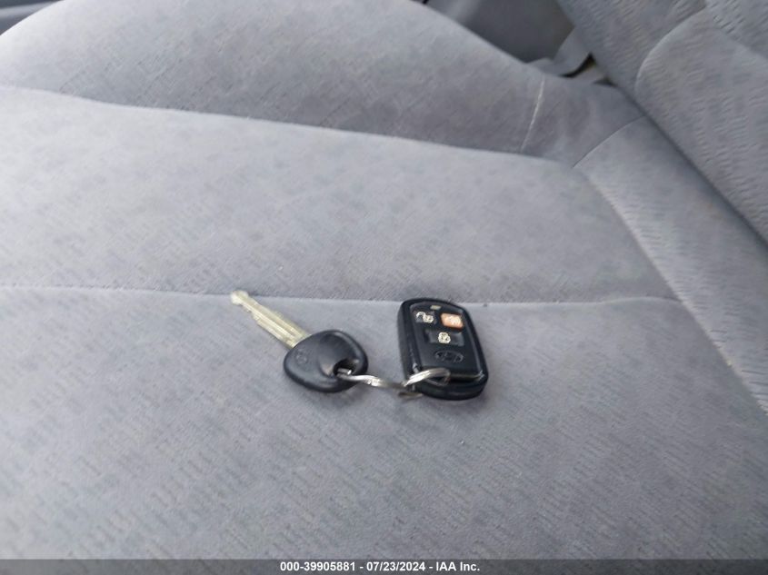 2005 Hyundai Elantra Gls/Gt VIN: KMHDN46D05U146205 Lot: 39905881