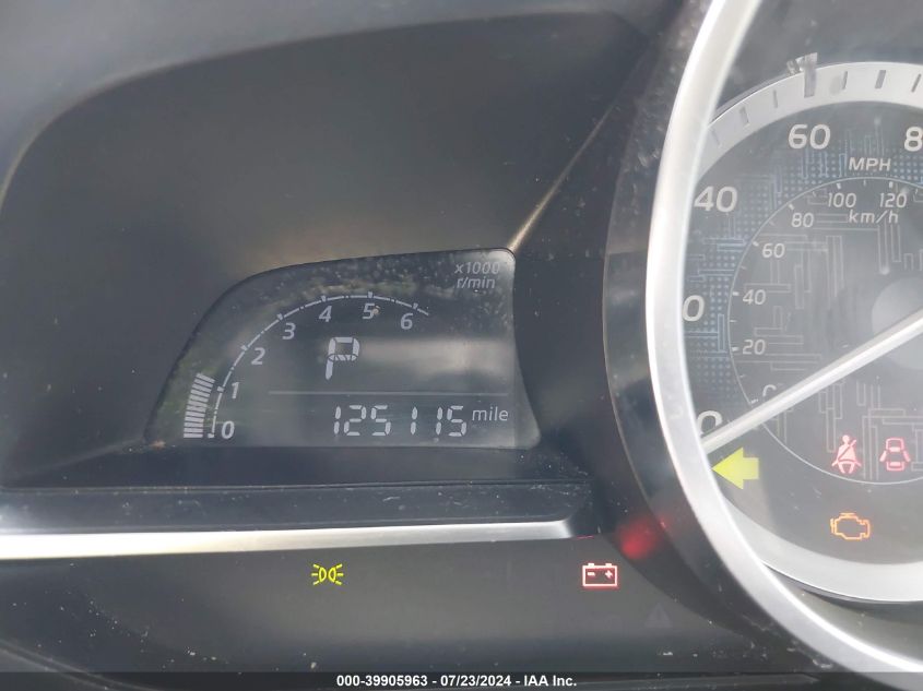 3MYDLBYV1JY325608 2018 Toyota Yaris Ia