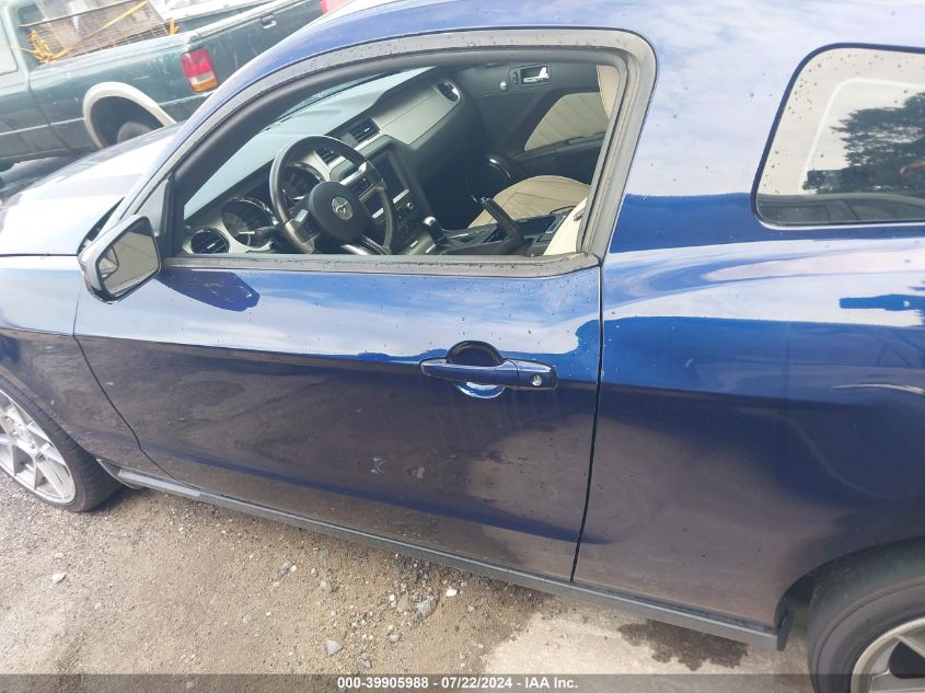 2012 Ford Mustang Gt Premium VIN: 1ZVBP8CF0C5215675 Lot: 39905988