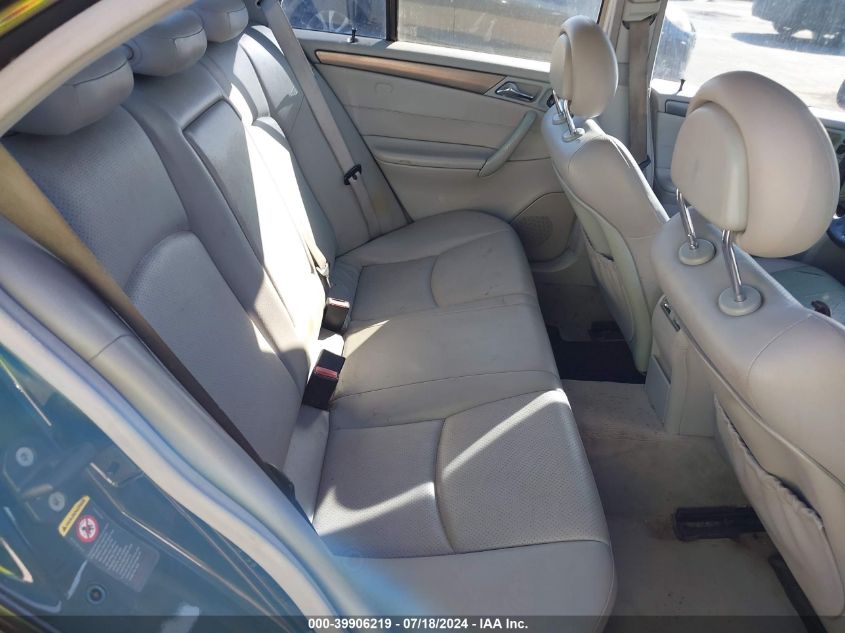 2004 Mercedes-Benz C 230 Kompressor Sport/Sport VIN: WDBRF40J14F534745 Lot: 39906219