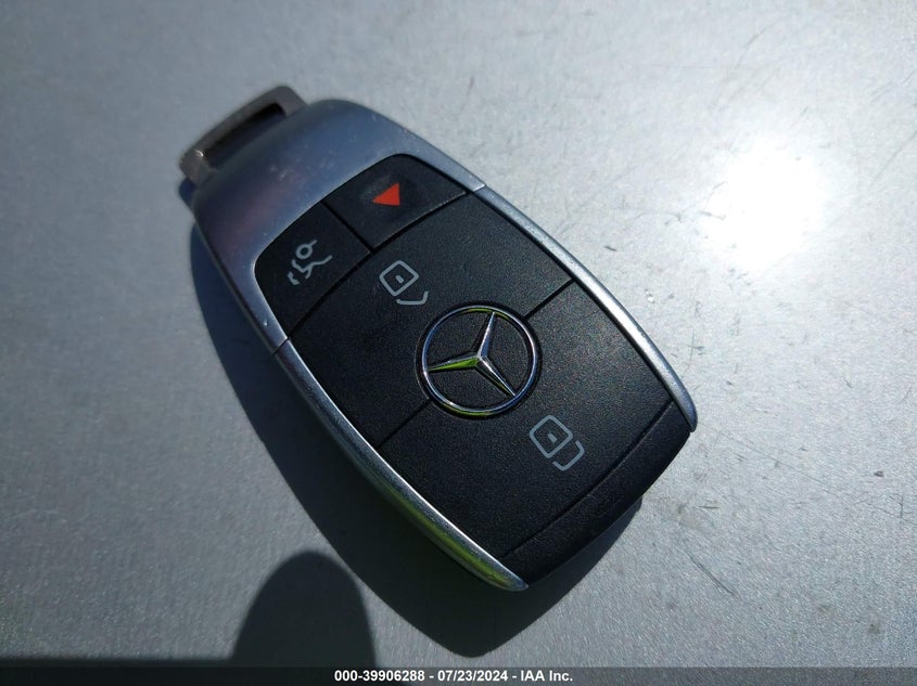 VIN 55SWF8DB7KU303816 2019 MERCEDES-BENZ C 300