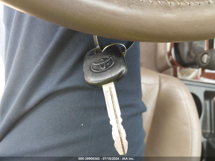 2000 Toyota 4Runner Limited V6 VIN: JT3HN87R1Y0308110 Lot: 39906383