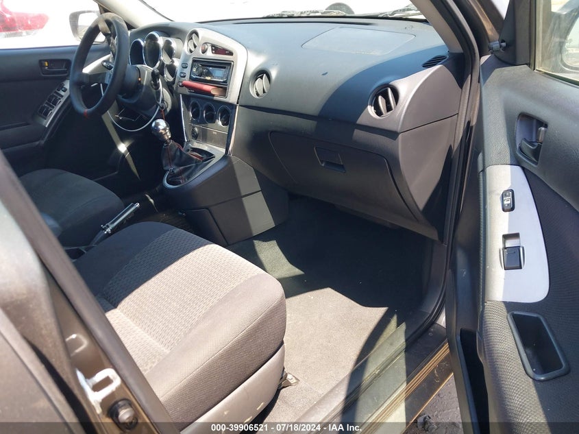 2007 Toyota Matrix Xr VIN: 2T1KR32E57C661564 Lot: 39906521