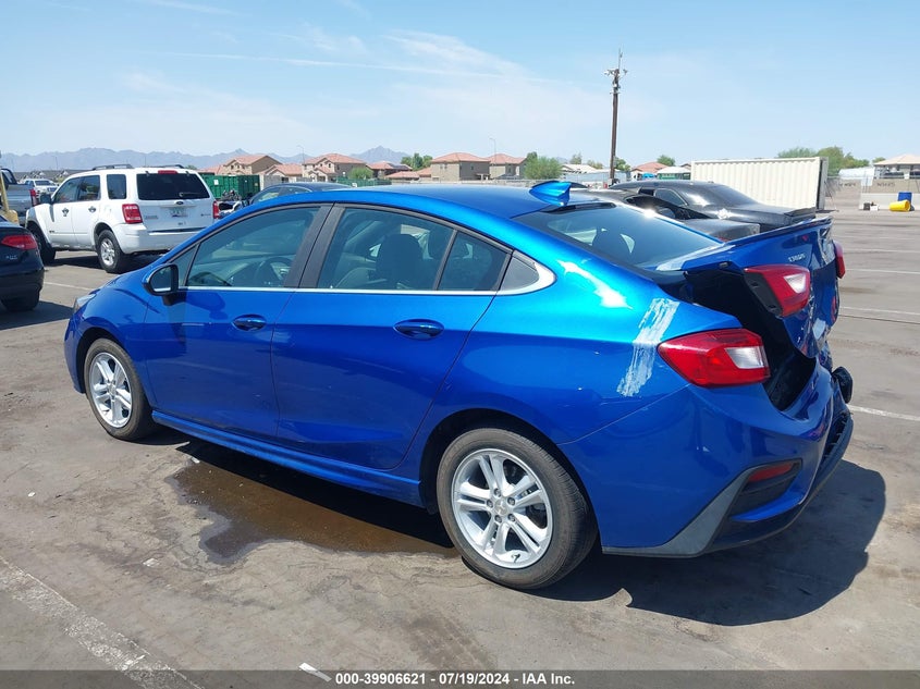 VIN 1G1BE5SM2J7233175 2018 CHEVROLET CRUZE LT AUTO