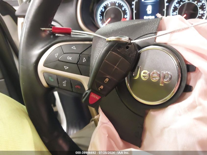 2015 Jeep Cherokee Latitude Altitude VIN: 1C4PJLCBXFW722818 Lot: 39906692