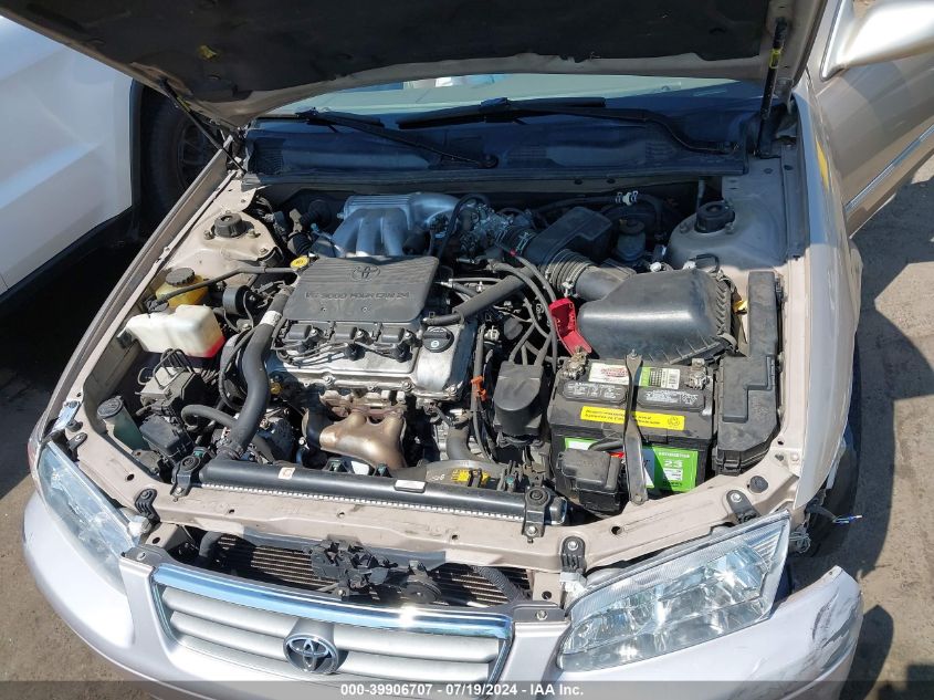 2000 Toyota Camry Xle V6 VIN: JT2BF28K0Y0238749 Lot: 39906707