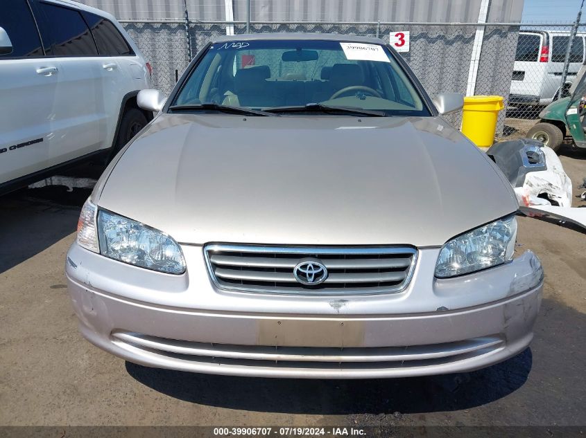 2000 Toyota Camry Xle V6 VIN: JT2BF28K0Y0238749 Lot: 39906707