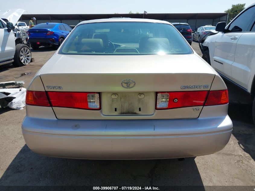 2000 Toyota Camry Xle V6 VIN: JT2BF28K0Y0238749 Lot: 39906707