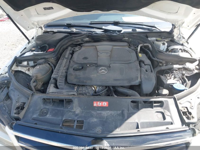 2013 Mercedes-Benz C 300 Luxury 4Matic/Sport 4Matic VIN: WDDGF8AB8DR299210 Lot: 39906833